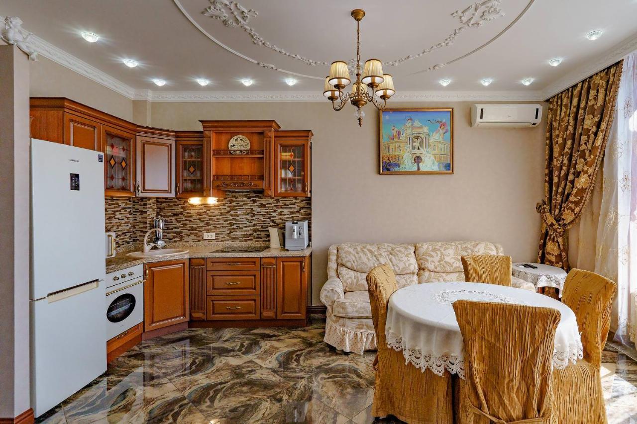 Gefest Apartments โอเดสซา ภายนอก รูปภาพ